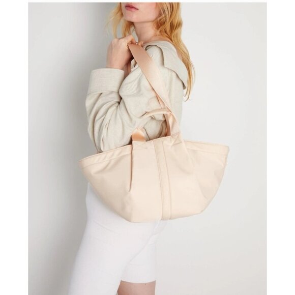 TRANSIENCE Fortune Coconut shell shoulder bag - Picture 1 of 15